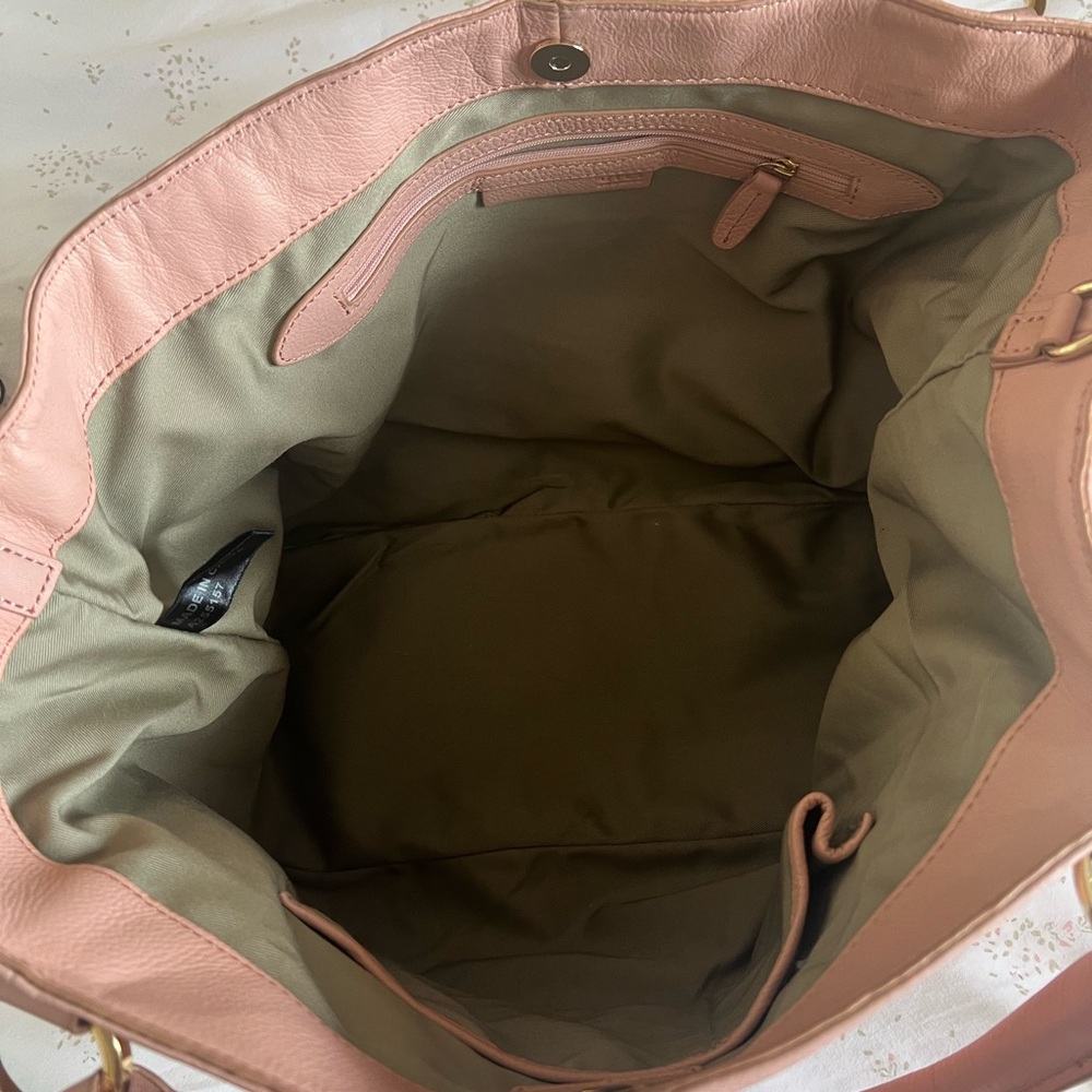 G.I.L.I. Classic Pink 100% Genuine Leather Tote Bag - Picture 6 of 13